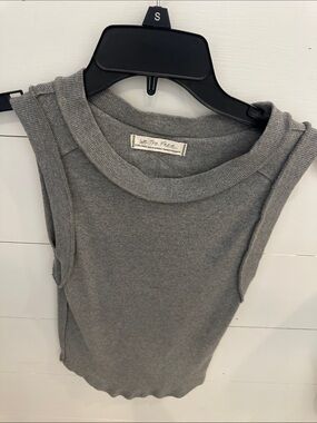 We The Free Gray Ribbed Sleeveless Crew Neck Tank